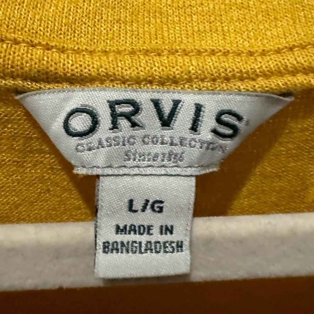 ORVIS Gold Tee Shirt Size L Shortsleeve V-Neck Quiet Luxury Loose Fit Casual - Picture 7 of 12